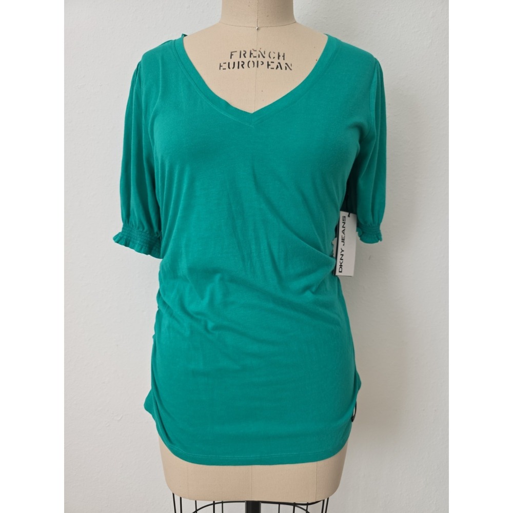 DKNY JEANS  T-Shirt Green Short Sleeve Ruched V-Neck Stretch Size M NWT